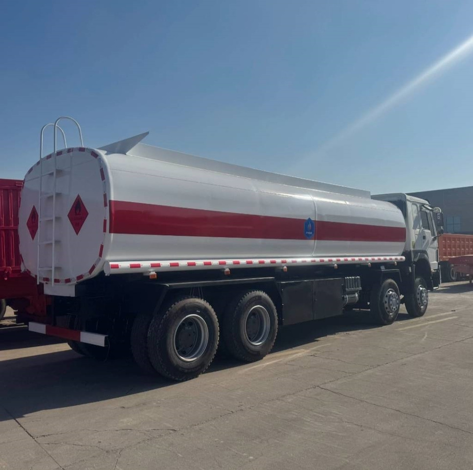 Howo 371 - Грузовик-цистерна: фото 4 Howo 371 - Грузовик-цистерна: фото 4