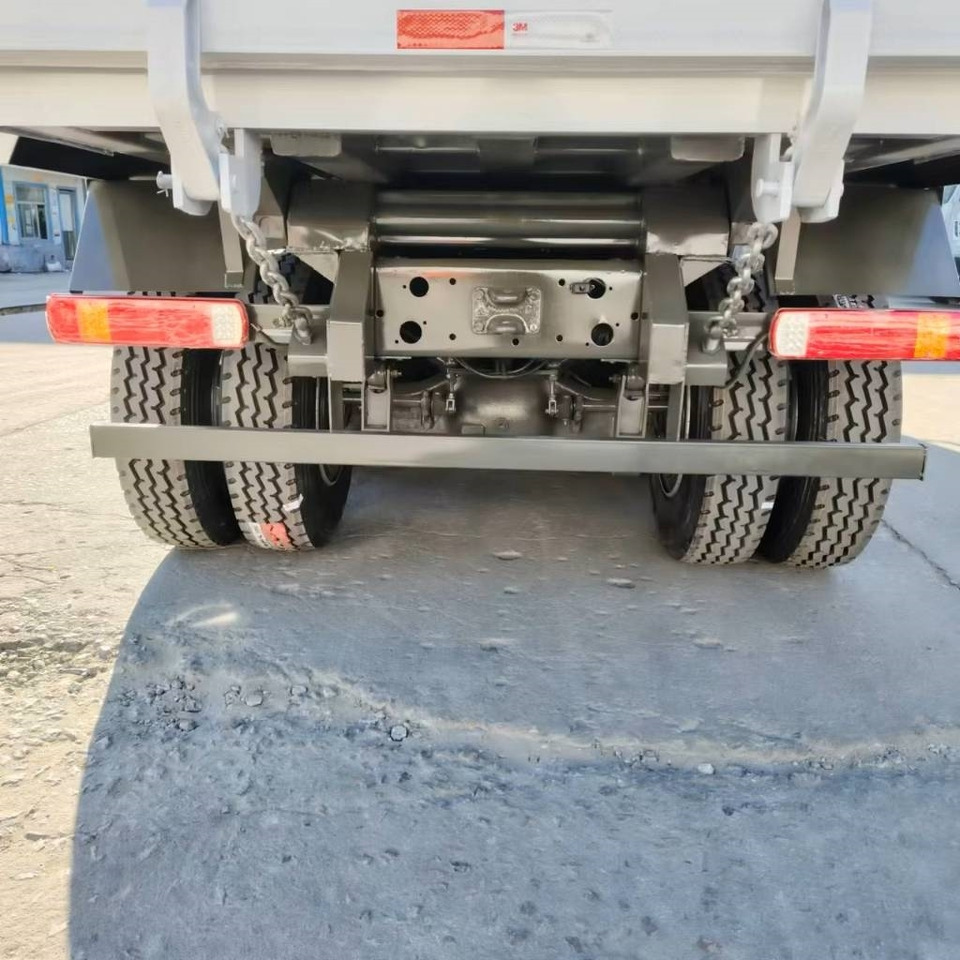 Самосвал Howo 371: фото 6 Самосвал Howo 371: фото 6