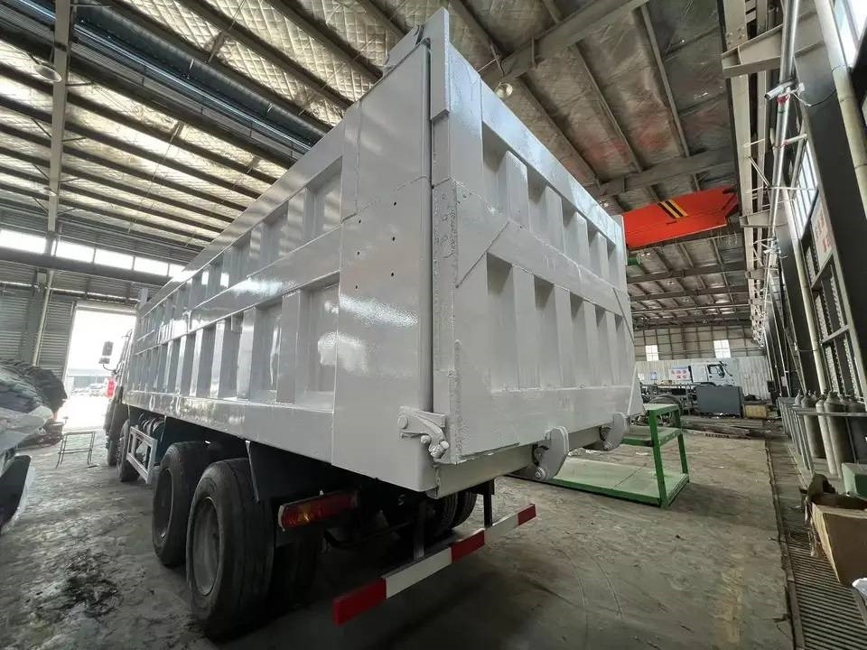 Howo 375 - Самосвал: фото 5 Howo 375 - Самосвал: фото 5