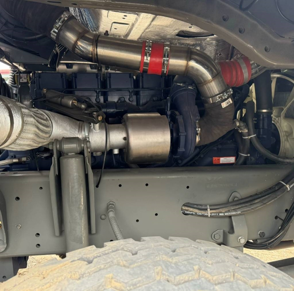 Самосвал Howo NX: фото 7