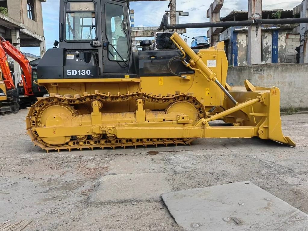 Shantui SD 13 - Бульдозер: фото 1 Shantui SD 13 - Бульдозер: фото 1