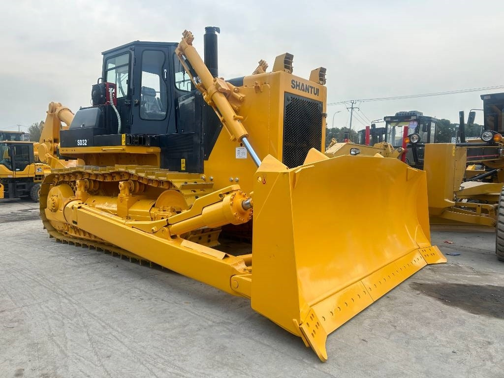Shantui SD 32 - Бульдозер: фото 1 Shantui SD 32 - Бульдозер: фото 1