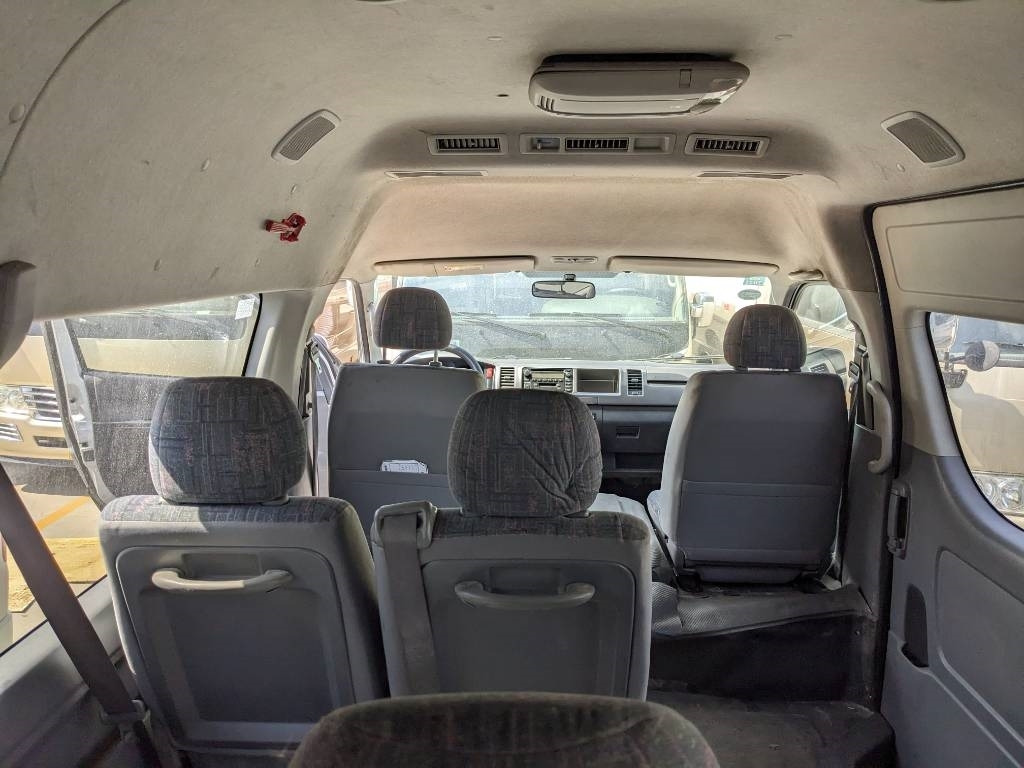 Пригородный автобус Toyota Hiace: фото 8 Пригородный автобус Toyota Hiace: фото 8