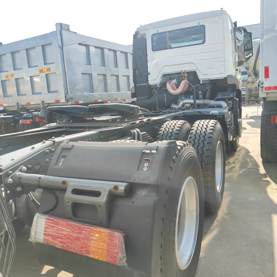 Howo 371 - Тягач: фото 4 Howo 371 - Тягач: фото 4