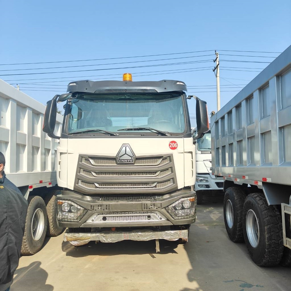 Howo 371 - Тягач: фото 2 Howo 371 - Тягач: фото 2