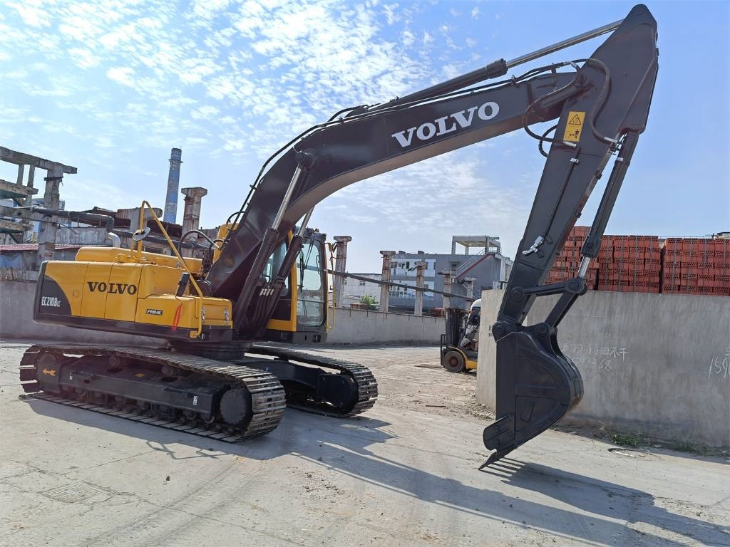 Volvo EC 210 B LC - Мини-экскаватор: фото 3 Volvo EC 210 B LC - Мини-экскаватор: фото 3