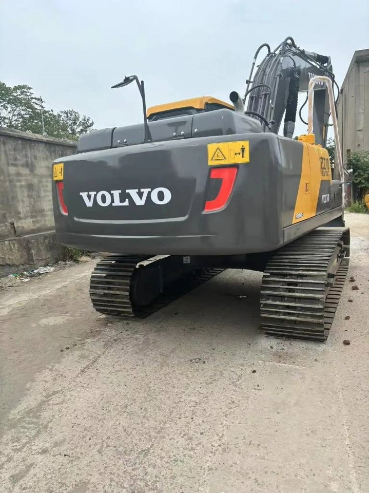 Volvo EC 210 - Мини-экскаватор: фото 3 Volvo EC 210 - Мини-экскаватор: фото 3