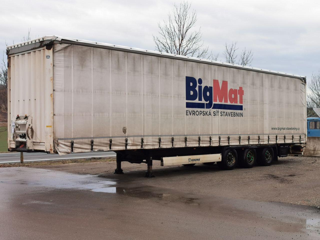 KRONE SD low deck - Тентованный полуприцеп: фото 1 KRONE SD low deck - Тентованный полуприцеп: фото 1