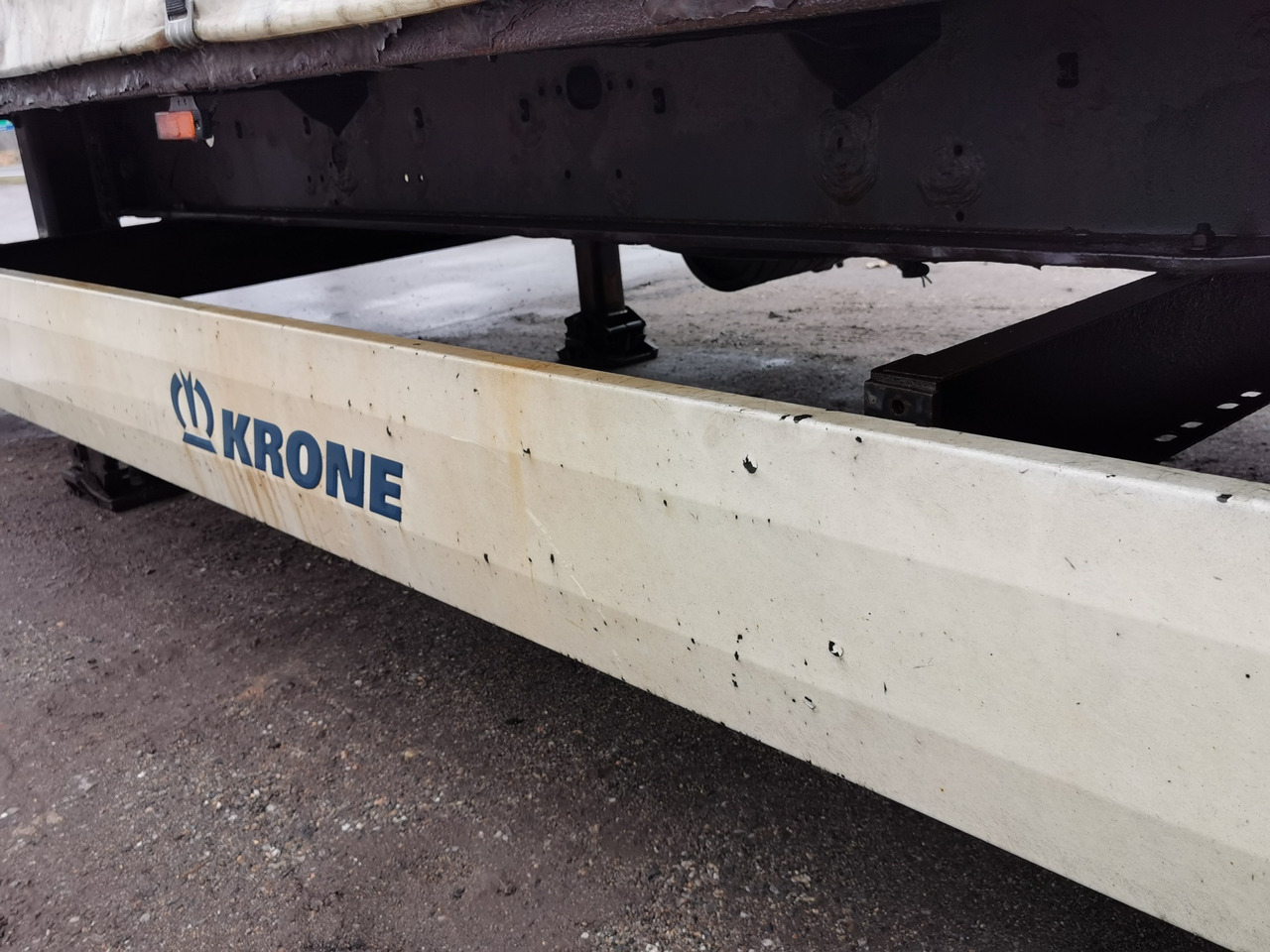 Тентованный полуприцеп KRONE SD low deck: фото 8