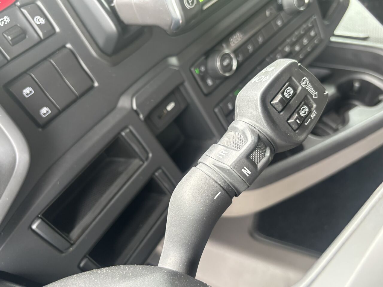 Тягач SCANIA R460 EURO 6 low deck: фото 22