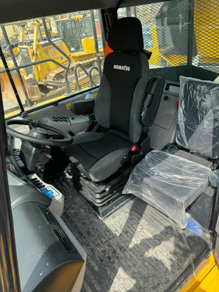 KOMATSU HM400 - Сочленённый самосвал: фото 2 KOMATSU HM400 - Сочленённый самосвал: фото 2