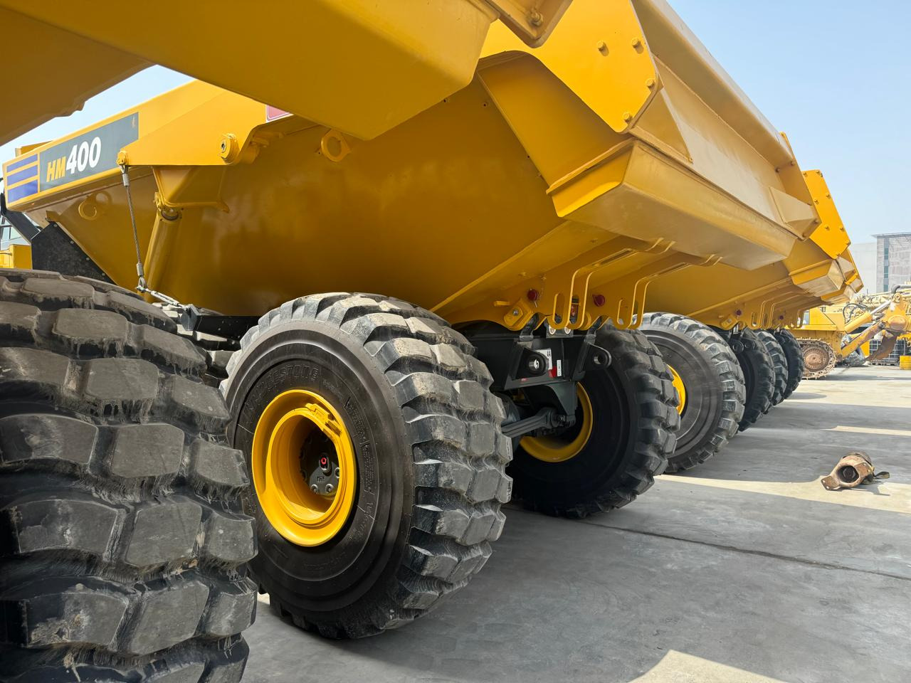 KOMATSU HM400 - Сочленённый самосвал: фото 3 KOMATSU HM400 - Сочленённый самосвал: фото 3