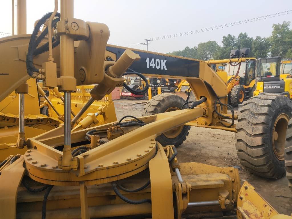 CAT 140K - Грейдер: фото 5 CAT 140K - Грейдер: фото 5