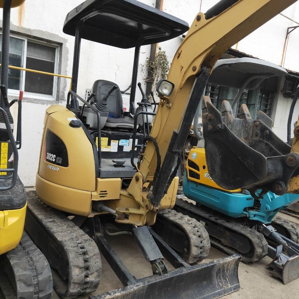 CAT 302CR - Мини-экскаватор: фото 3 CAT 302CR - Мини-экскаватор: фото 3