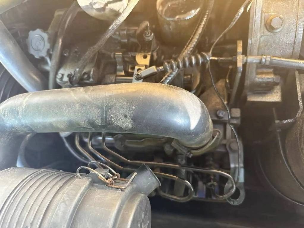 CAT 303 CR - Мини-экскаватор: фото 4 CAT 303 CR - Мини-экскаватор: фото 4