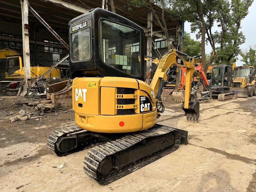CAT 303GR - Мини-экскаватор: фото 2 CAT 303GR - Мини-экскаватор: фото 2
