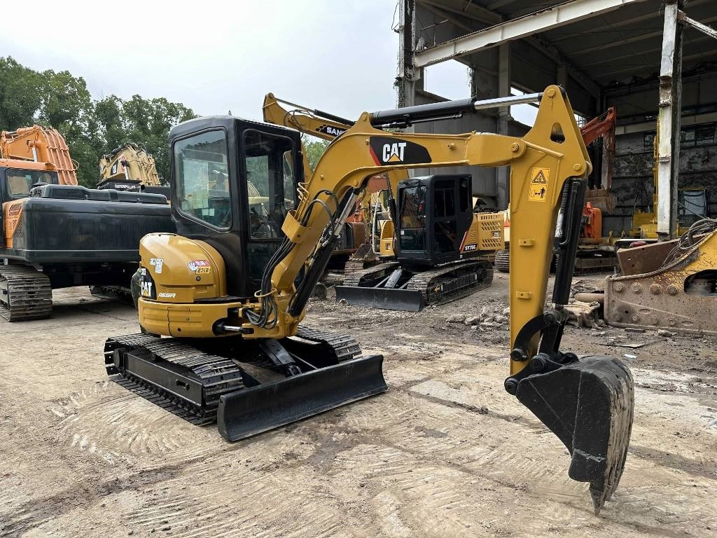 CAT 303GR - Мини-экскаватор: фото 4 CAT 303GR - Мини-экскаватор: фото 4