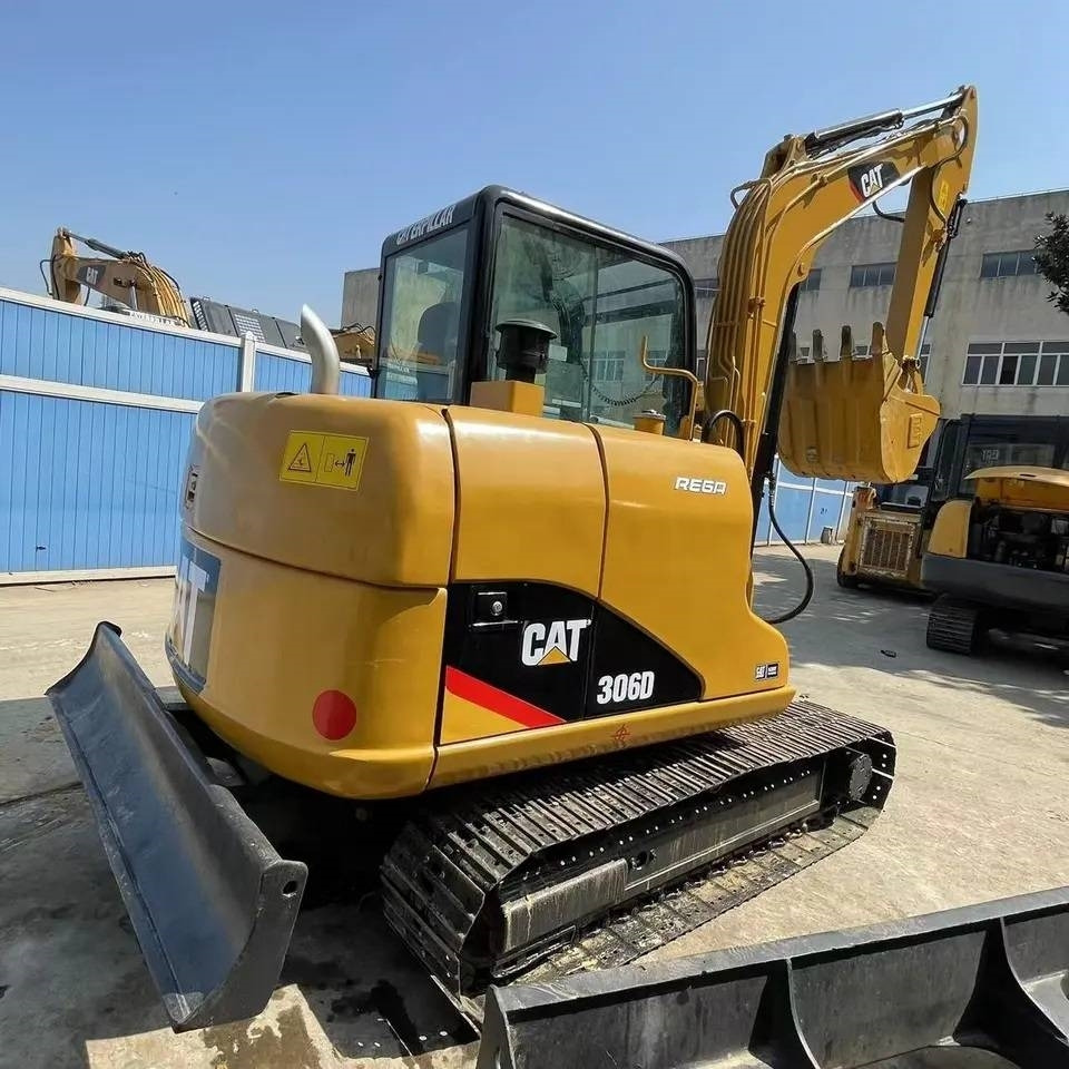 CAT 306D - Мини-экскаватор: фото 4 CAT 306D - Мини-экскаватор: фото 4