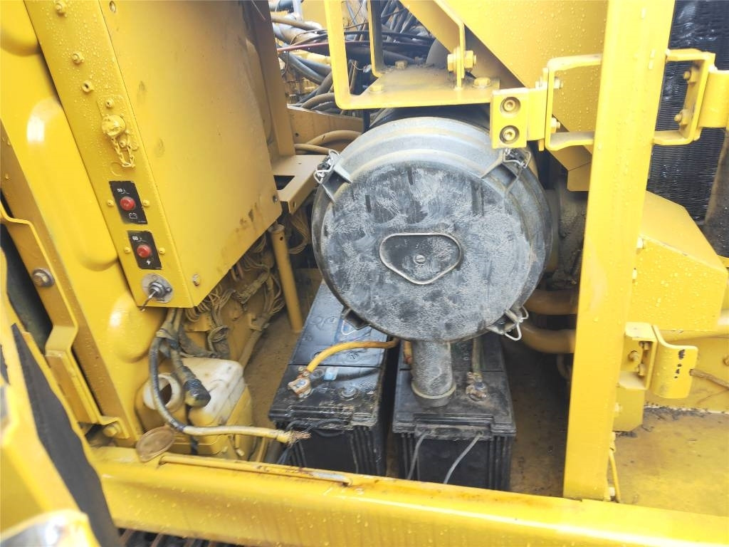 CAT 320B - Гусеничный экскаватор: фото 4 CAT 320B - Гусеничный экскаватор: фото 4