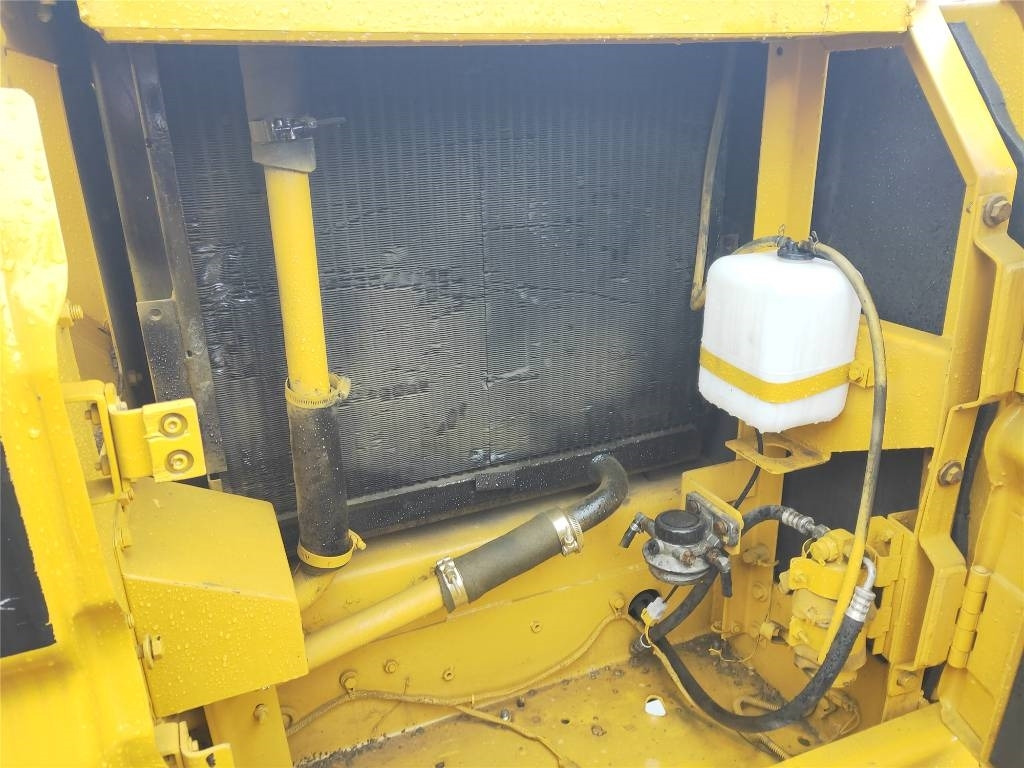 CAT 320B - Гусеничный экскаватор: фото 3 CAT 320B - Гусеничный экскаватор: фото 3