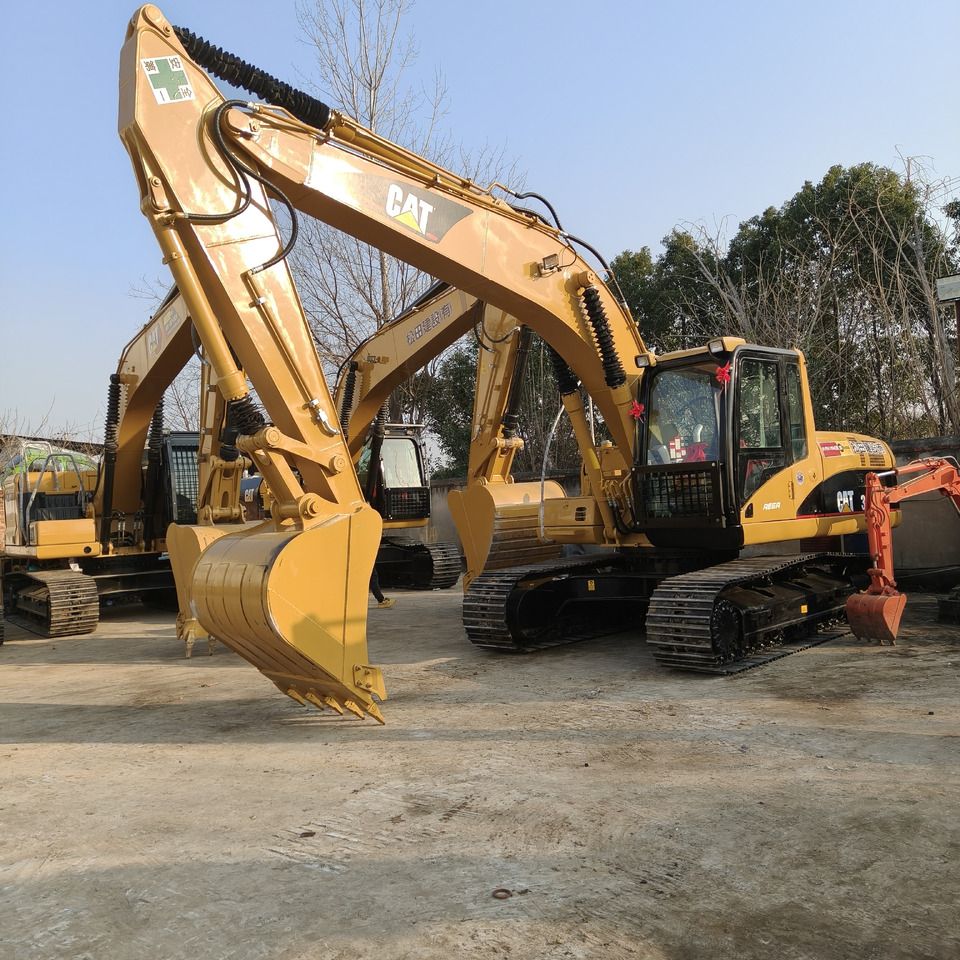 CAT 320CL - Гусеничный экскаватор: фото 2 CAT 320CL - Гусеничный экскаватор: фото 2