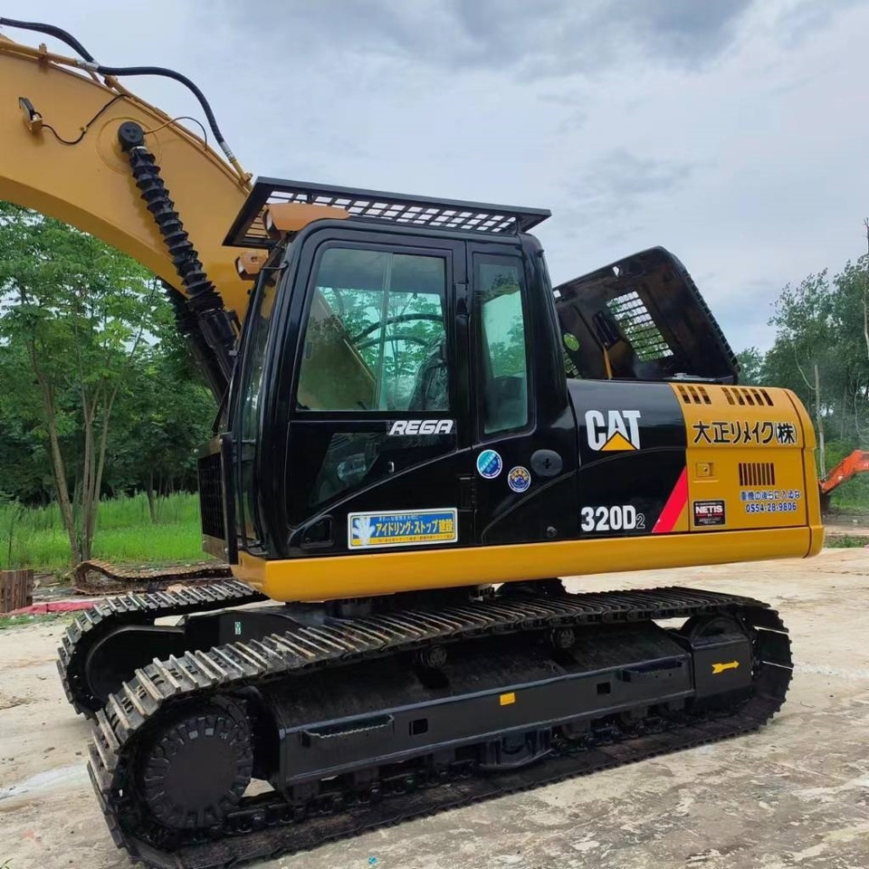 CAT 320D2 - Гусеничный экскаватор: фото 3 CAT 320D2 - Гусеничный экскаватор: фото 3