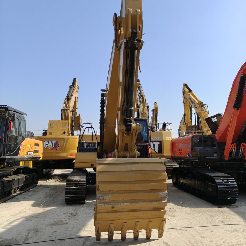 CAT 320GC - Гусеничный экскаватор: фото 2 CAT 320GC - Гусеничный экскаватор: фото 2