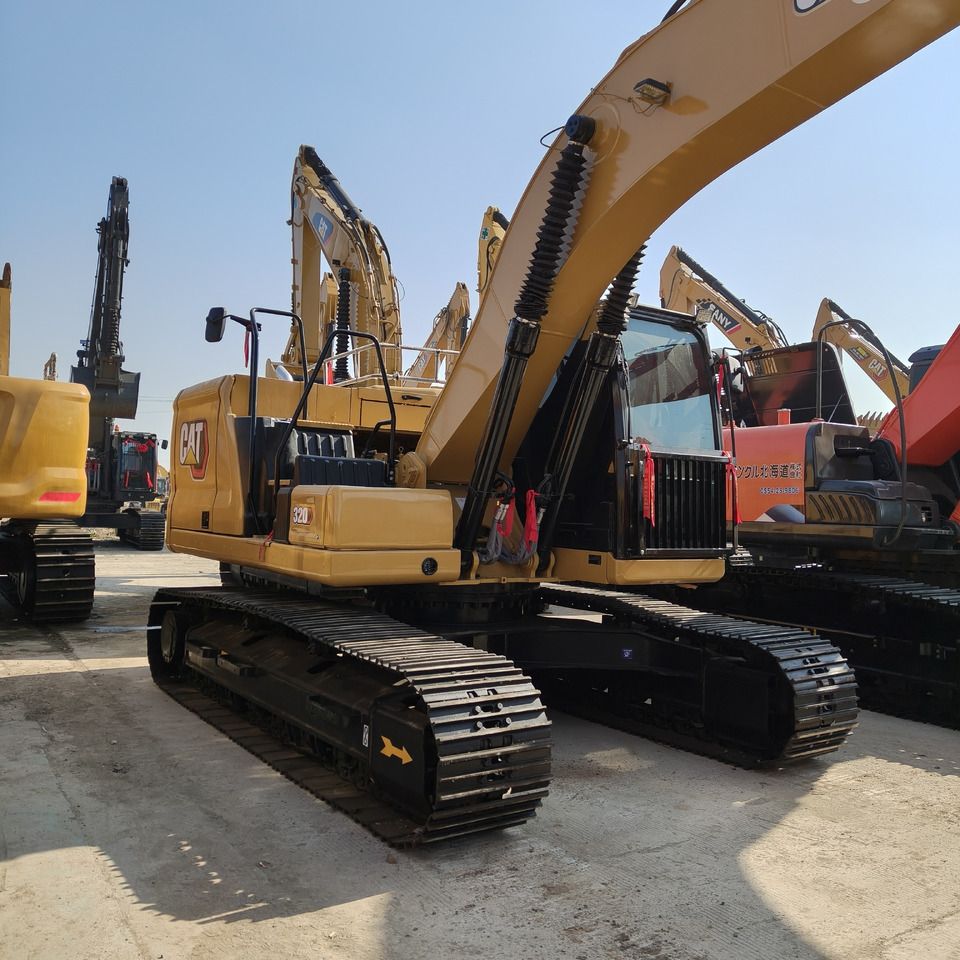 CAT 320GC - Гусеничный экскаватор: фото 3 CAT 320GC - Гусеничный экскаватор: фото 3
