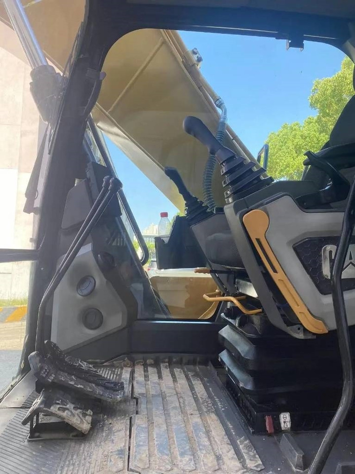 CAT 320GC - Гусеничный экскаватор: фото 4 CAT 320GC - Гусеничный экскаватор: фото 4