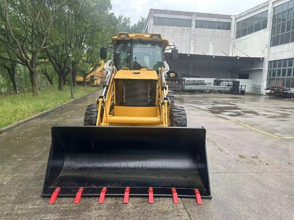 CAT 420F - Экскаватор-погрузчик: фото 4 CAT 420F - Экскаватор-погрузчик: фото 4