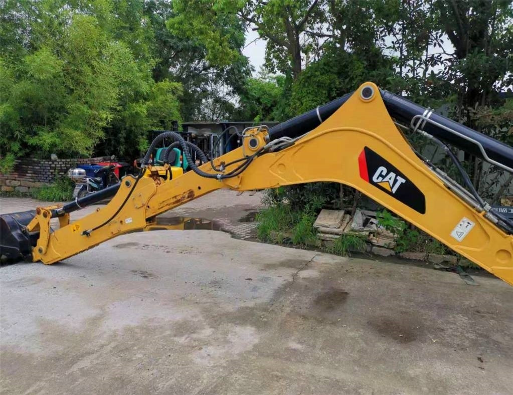 CAT 430F - Экскаватор-погрузчик: фото 5 CAT 430F - Экскаватор-погрузчик: фото 5