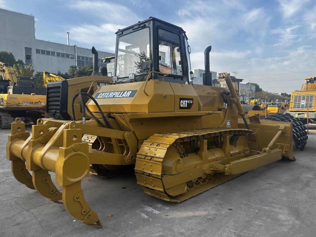 CAT D7G - Бульдозер: фото 3 CAT D7G - Бульдозер: фото 3