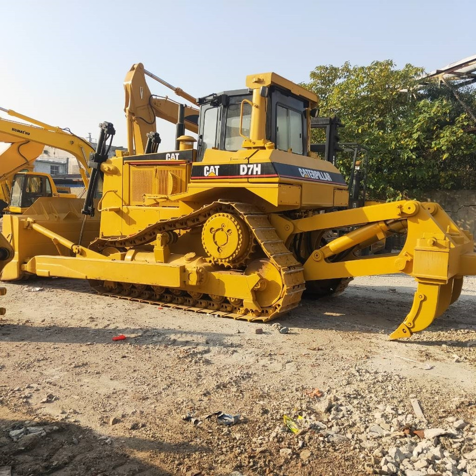 CAT D7H - Бульдозер: фото 3 CAT D7H - Бульдозер: фото 3