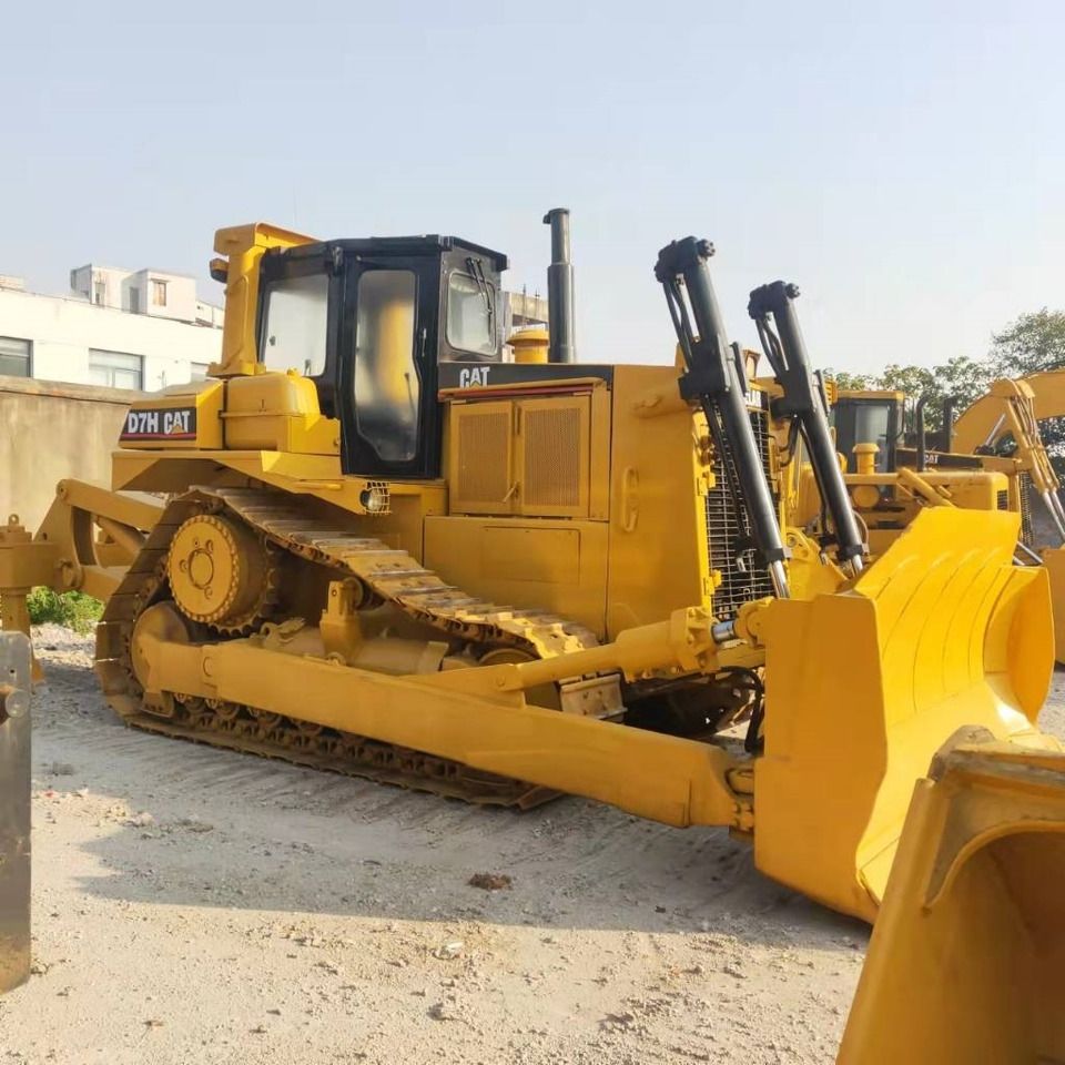CAT D7H - Бульдозер: фото 2 CAT D7H - Бульдозер: фото 2