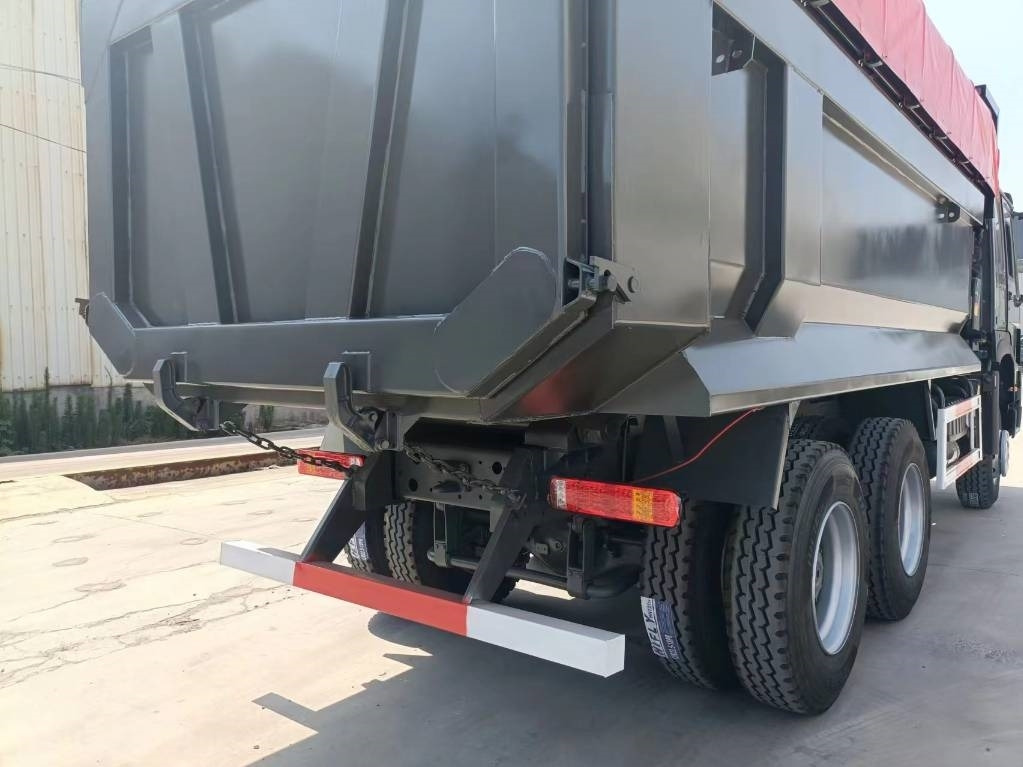 Howo 371 6x4 - Самосвал: фото 4 Howo 371 6x4 - Самосвал: фото 4