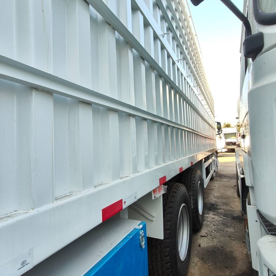 Самосвал Howo 371 8x4: фото 10