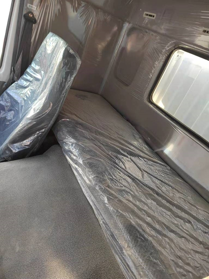 Самосвал Howo 375 6x4: фото 6