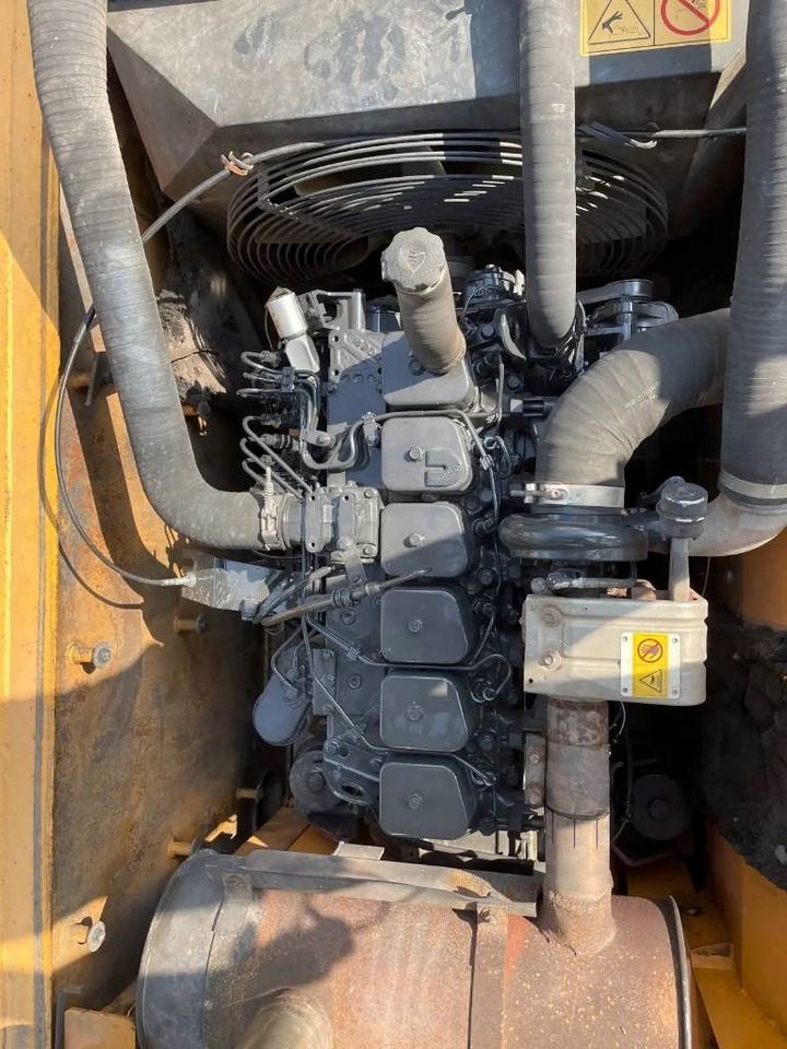 Hyundai R210W-9 - Колёсный экскаватор: фото 3 Hyundai R210W-9 - Колёсный экскаватор: фото 3