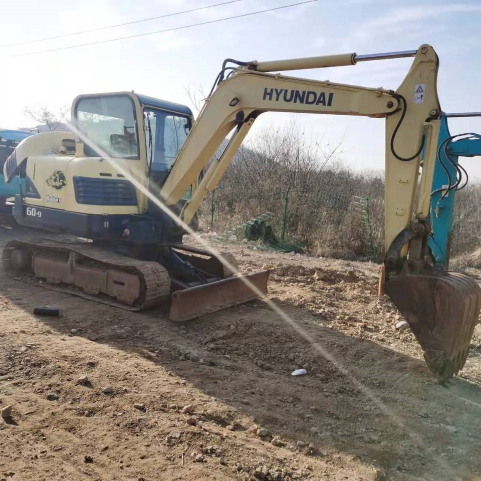Hyundai R60-9 - Мини-экскаватор: фото 3 Hyundai R60-9 - Мини-экскаватор: фото 3