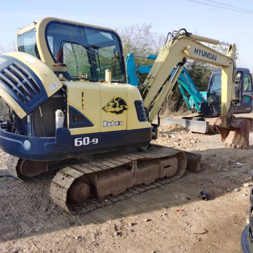 Hyundai R60-9 - Мини-экскаватор: фото 2 Hyundai R60-9 - Мини-экскаватор: фото 2