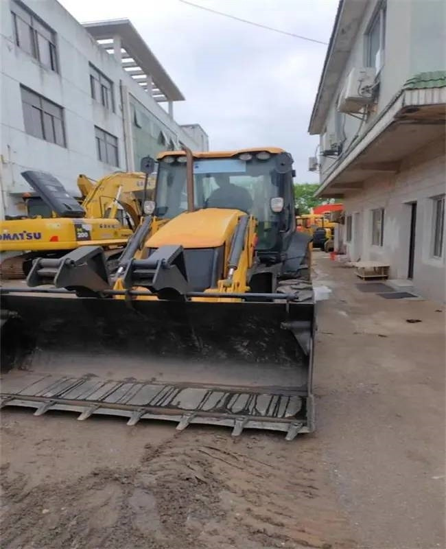JCB 3CX - Экскаватор-погрузчик: фото 2 JCB 3CX - Экскаватор-погрузчик: фото 2