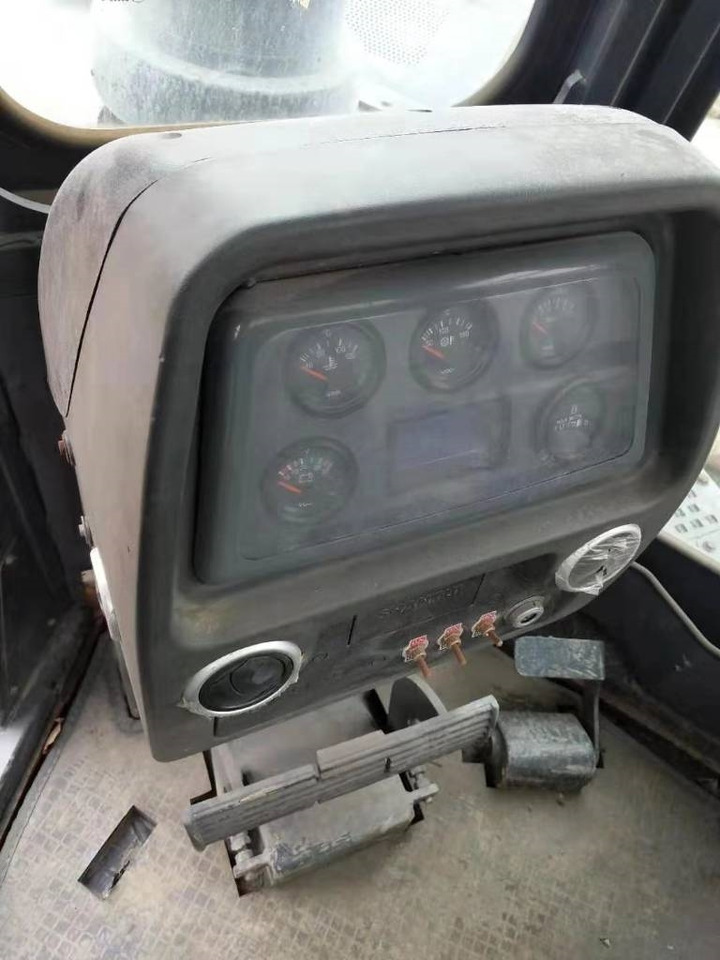 Shantui SD16 - Бульдозер: фото 4 Shantui SD16 - Бульдозер: фото 4