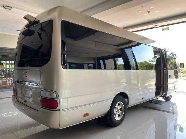 Микроавтобус, Пассажирский фургон Toyota Coaster Bus: фото 8