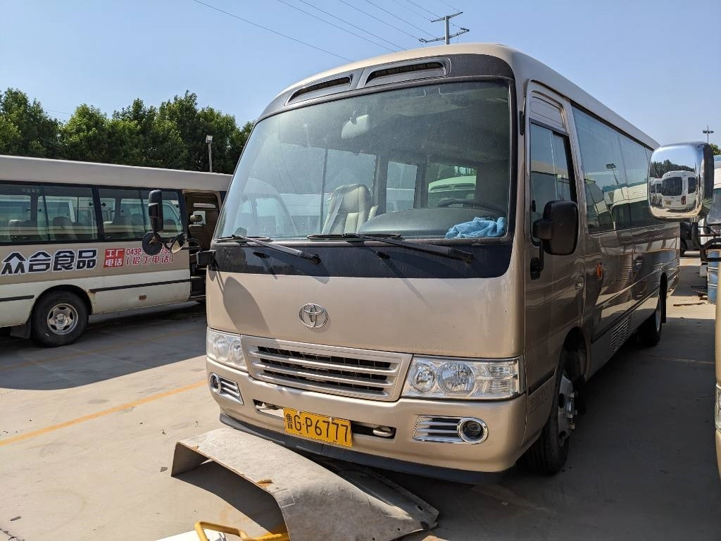 Toyota Coaster Bus - Микроавтобус, Пассажирский фургон: фото 2 Toyota Coaster Bus - Микроавтобус, Пассажирский фургон: фото 2