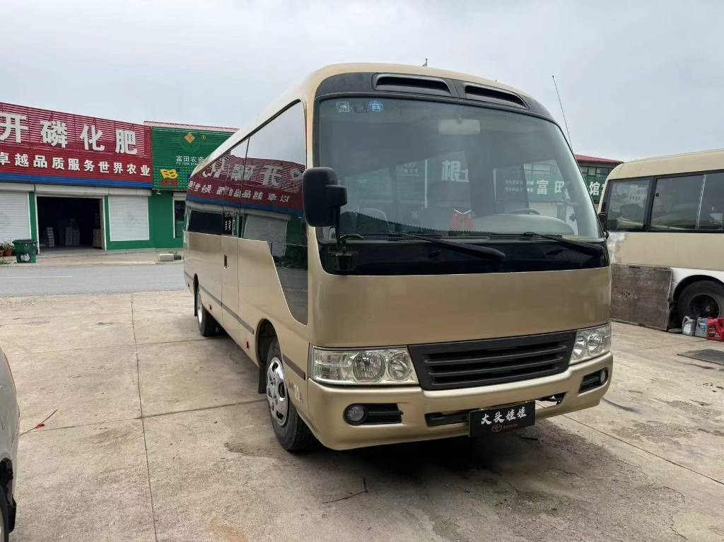 Toyota Coaster Bus - Микроавтобус, Пассажирский фургон: фото 4 Toyota Coaster Bus - Микроавтобус, Пассажирский фургон: фото 4