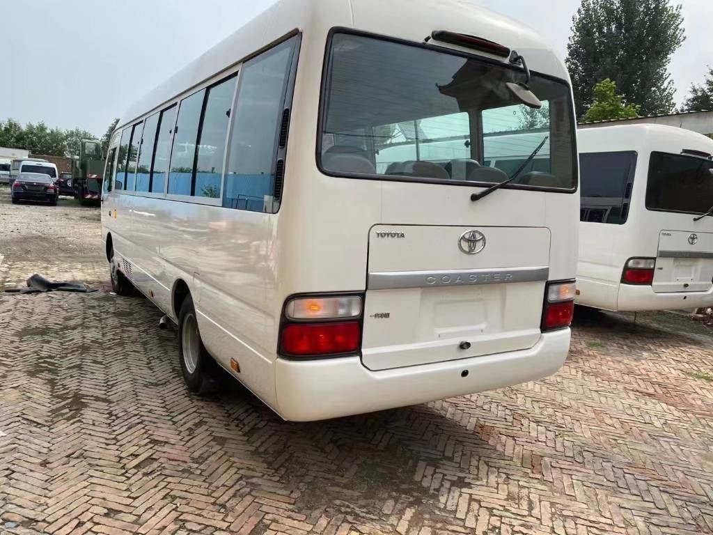 Toyota Coaster Bus - Микроавтобус, Пассажирский фургон: фото 3 Toyota Coaster Bus - Микроавтобус, Пассажирский фургон: фото 3