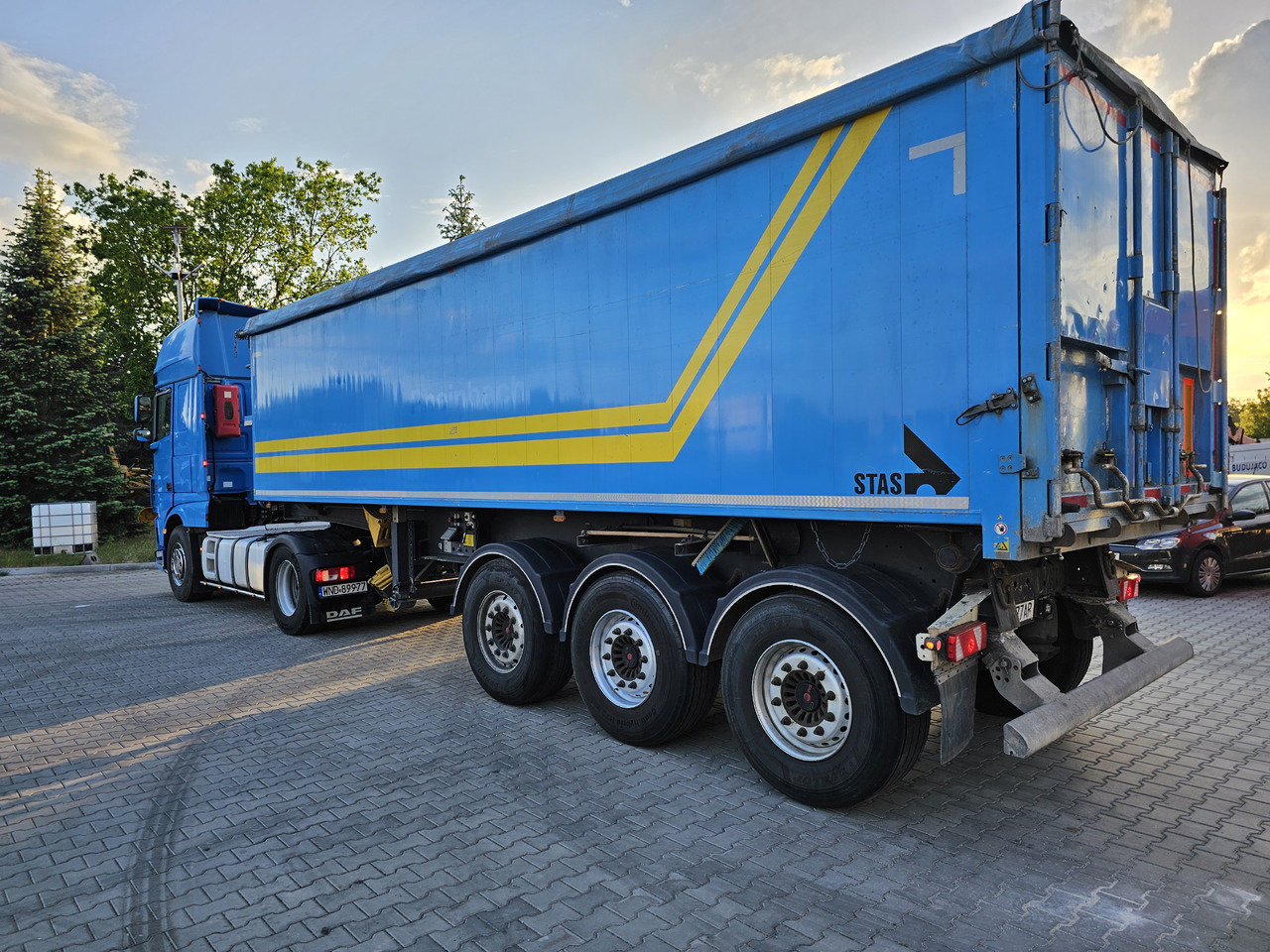 STAS S 300CX - Самосвальный полуприцеп: фото 1 STAS S 300CX - Самосвальный полуприцеп: фото 1
