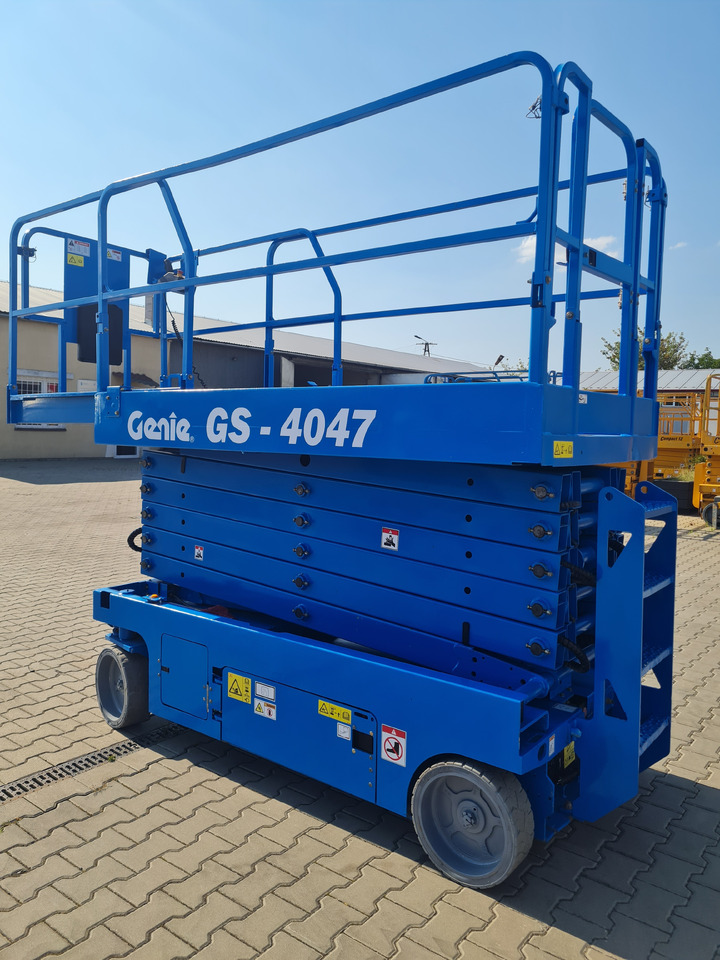 Genie GS-4047 - Ножничный подъемник: фото 2 Genie GS-4047 - Ножничный подъемник: фото 2