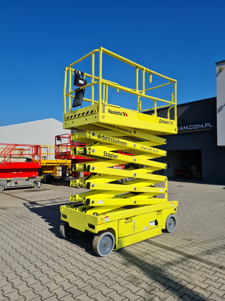 HAULOTTE Compact 14 - Ножничный подъемник: фото 1 HAULOTTE Compact 14 - Ножничный подъемник: фото 1