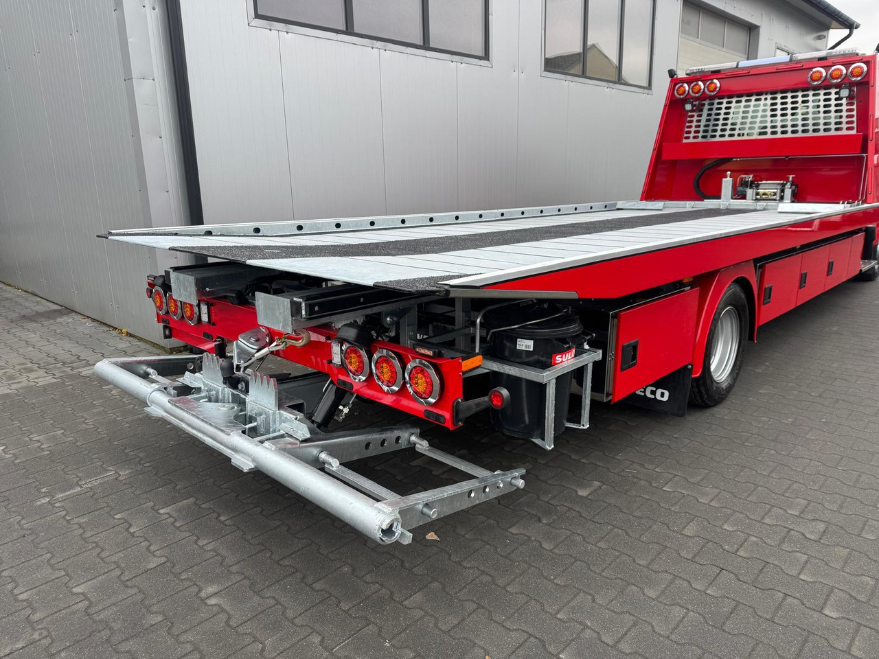 IVECO Daily 70C18 H/P - Эвакуатор: фото 4 IVECO Daily 70C18 H/P - Эвакуатор: фото 4